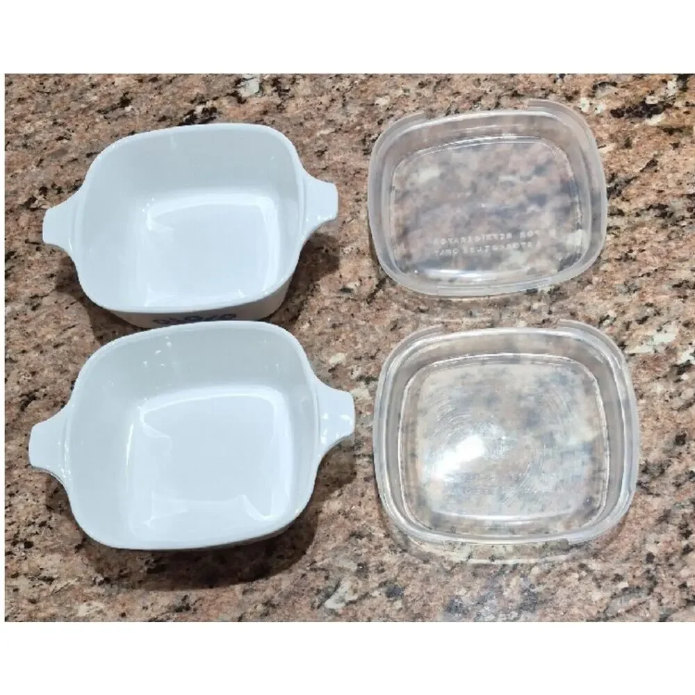Corning Ware P-41 Petite Pans Bakeware Set with Plastic Lids (set of 2)